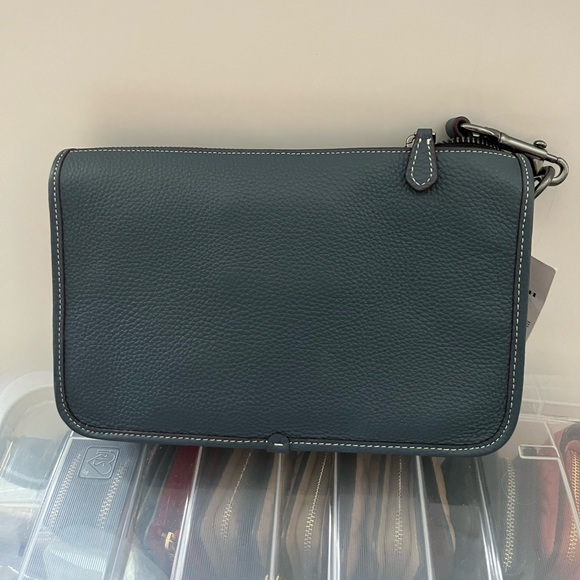 NWT Coach CE710 X Peanuts Heritage Convertible Leather Crossbody Snoopy Motif - Picture 5 of 6